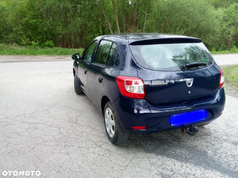 Dacia Sandero dCi 75 Laureate II - 6