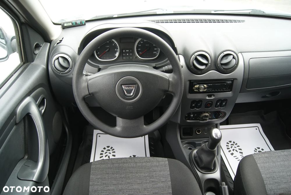Dacia Duster 1.6 - 12