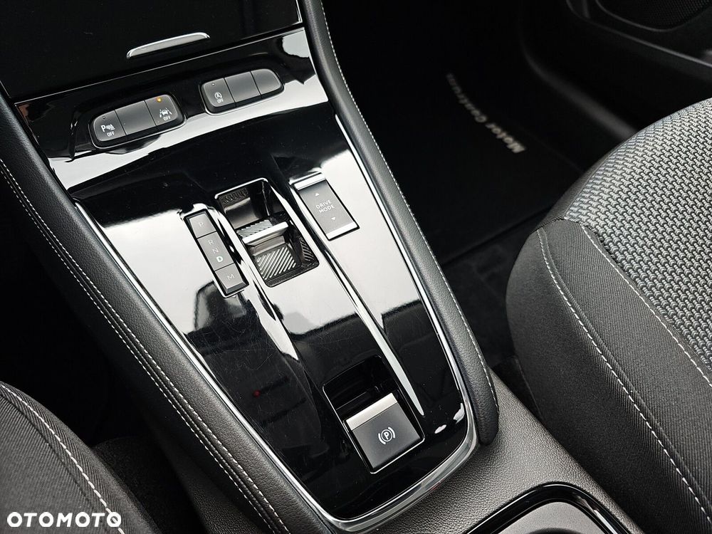 Opel Grandland 1.2 T Business Edition S&S - 22