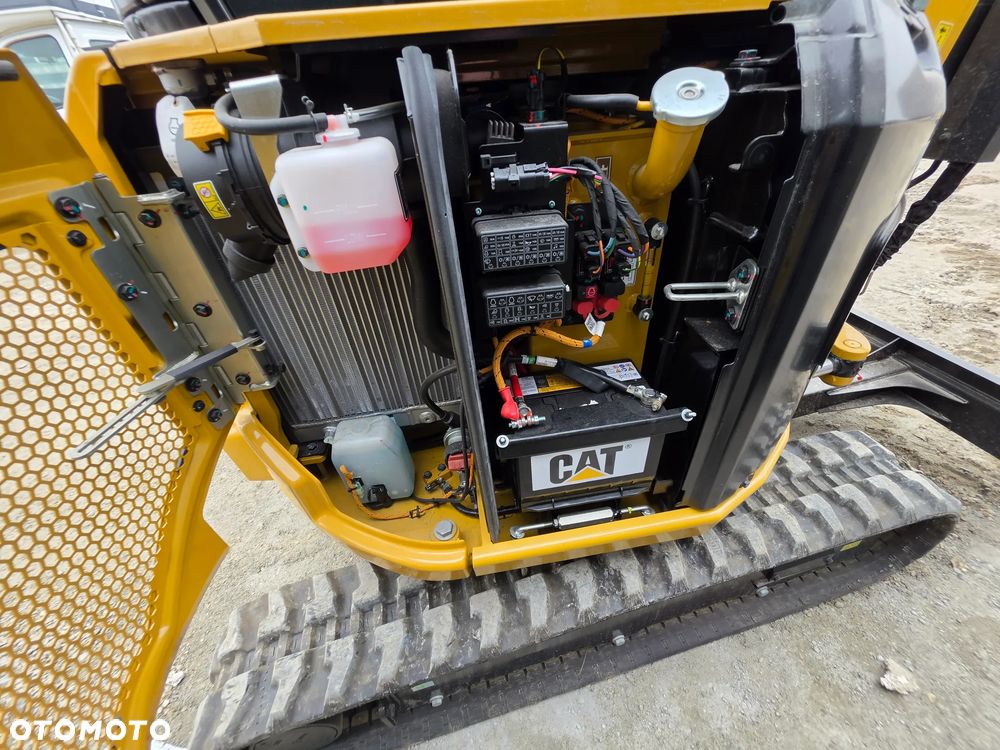 Caterpillar 302.7 CR - 4
