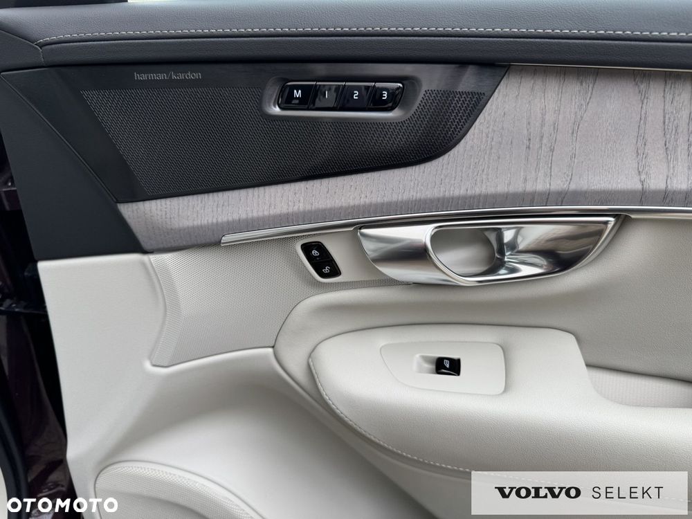 Volvo XC 90 T8 AWD Plug-In Hybrid Ultimate Bright 7os - 16