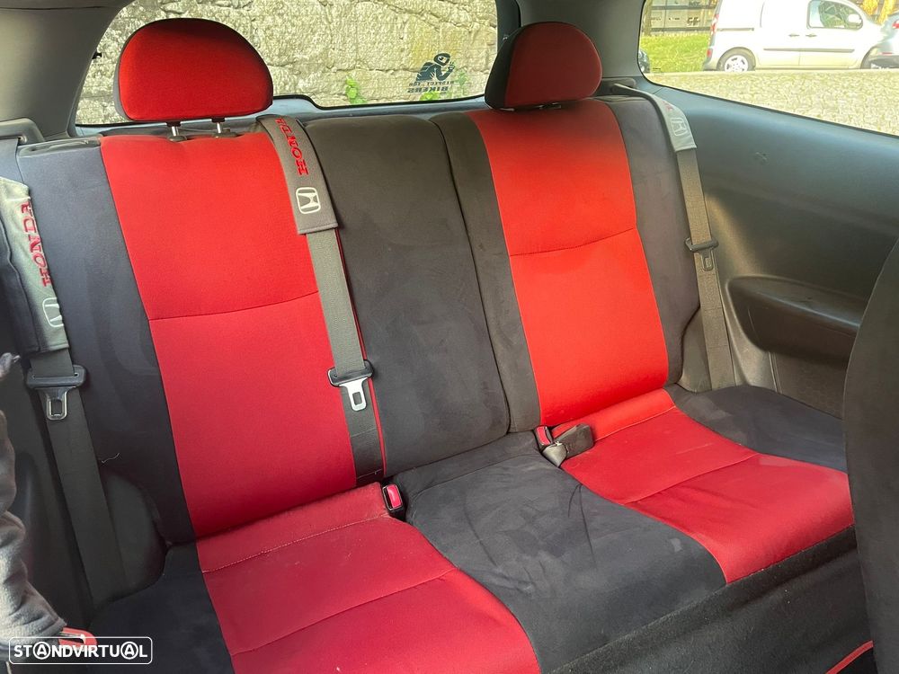 Honda Civic 1.6 Sport - 16