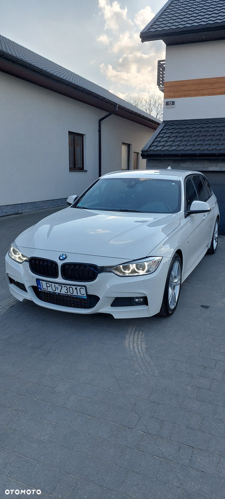 BMW Seria 3 325d Sport-Aut - 33