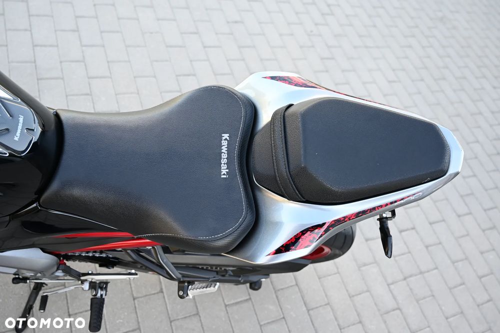 Kawasaki Z 900 - 21