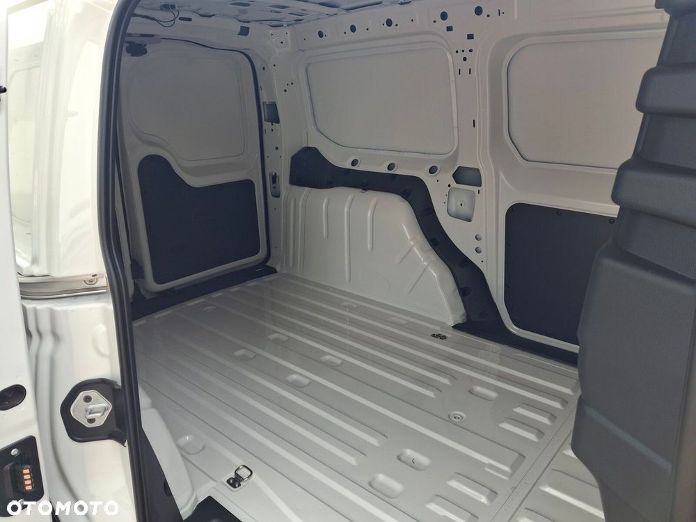 Volkswagen Caddy - 14