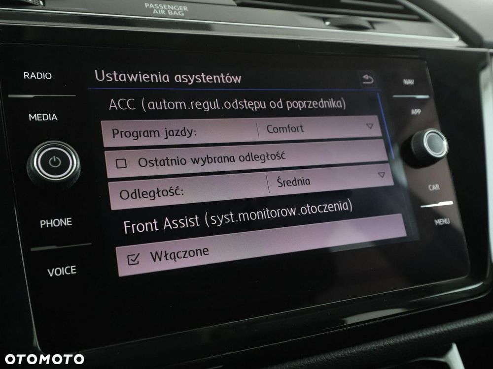Volkswagen Touran 1.8 TSI BMT Highline DSG - 28