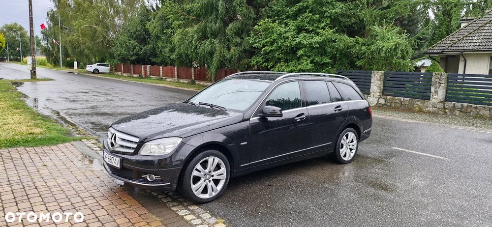 Mercedes-Benz Klasa C 180 CGI Automatik BlueEFFICIENCY Avantgarde - 3
