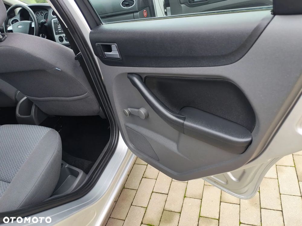 Ford Focus - 20