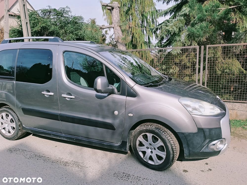 Peugeot Partner 110 Tendance mit Familien-Paket - 8