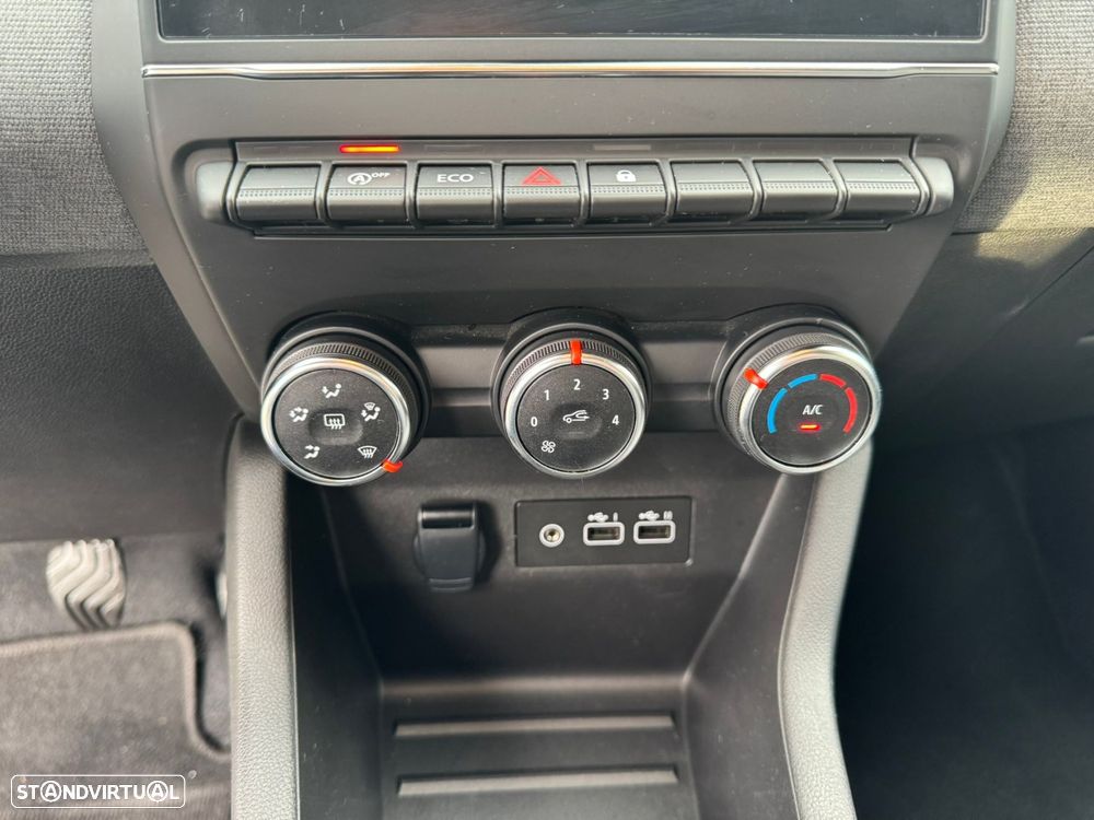 Renault Clio 1.0 TCe Evolution - 23