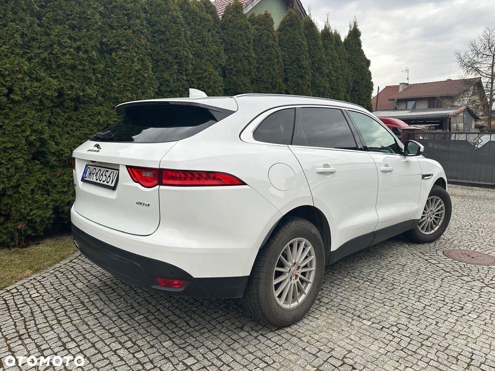 Jaguar F-Pace - 3