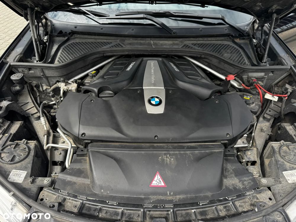BMW X6 xDrive50i - 40