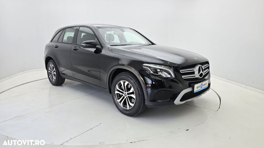 Mercedes-Benz GLC 250 4MATIC - 4