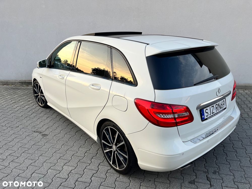 Mercedes-Benz Klasa B 200 CDI - 16