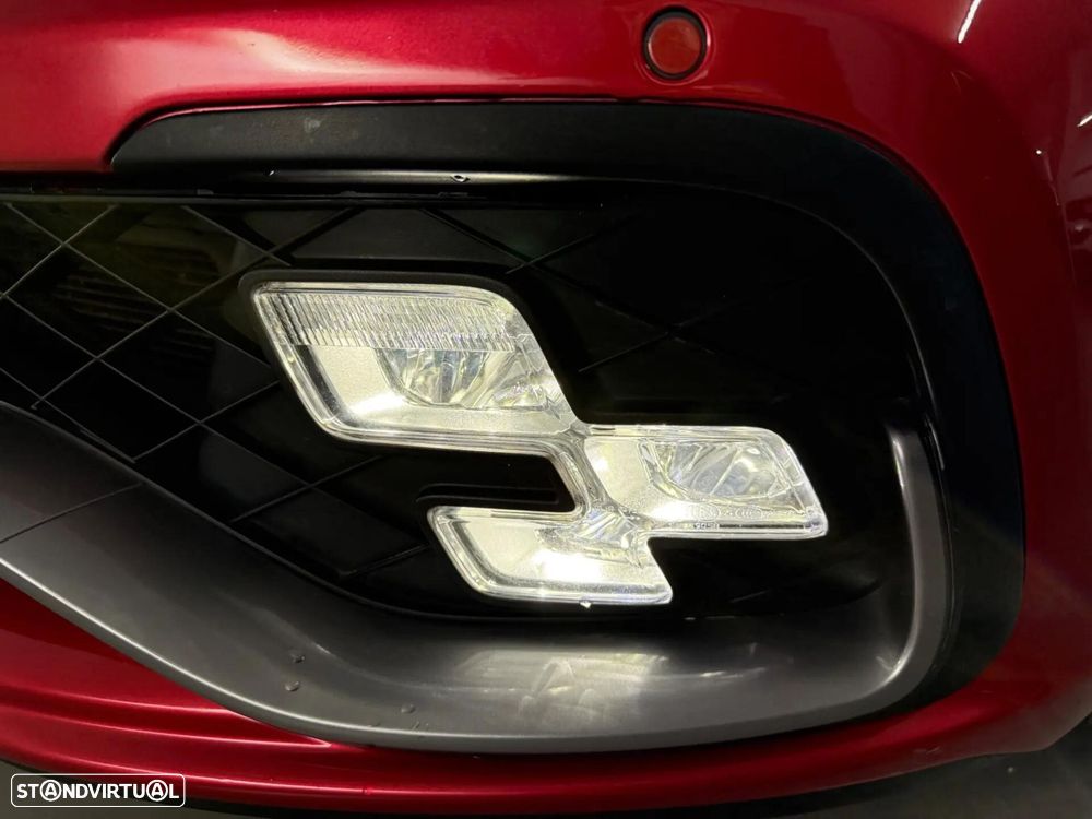 Renault Clio 1.6 T RS Trophy EDC - 29