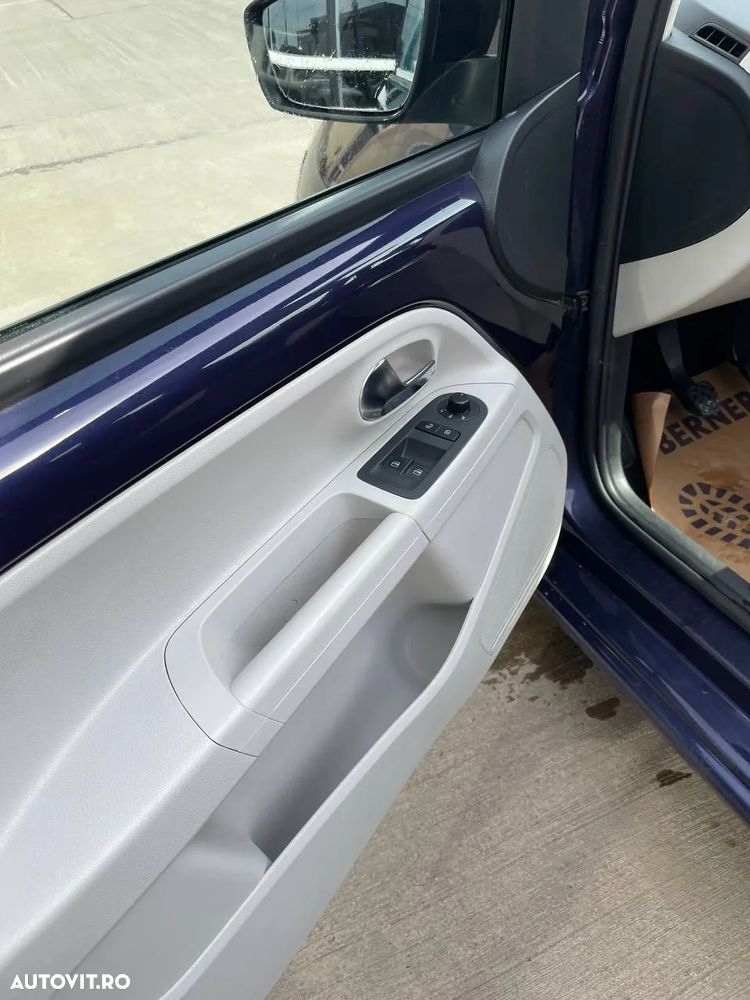 Volkswagen up! (BlueMotion Technology) high - 8