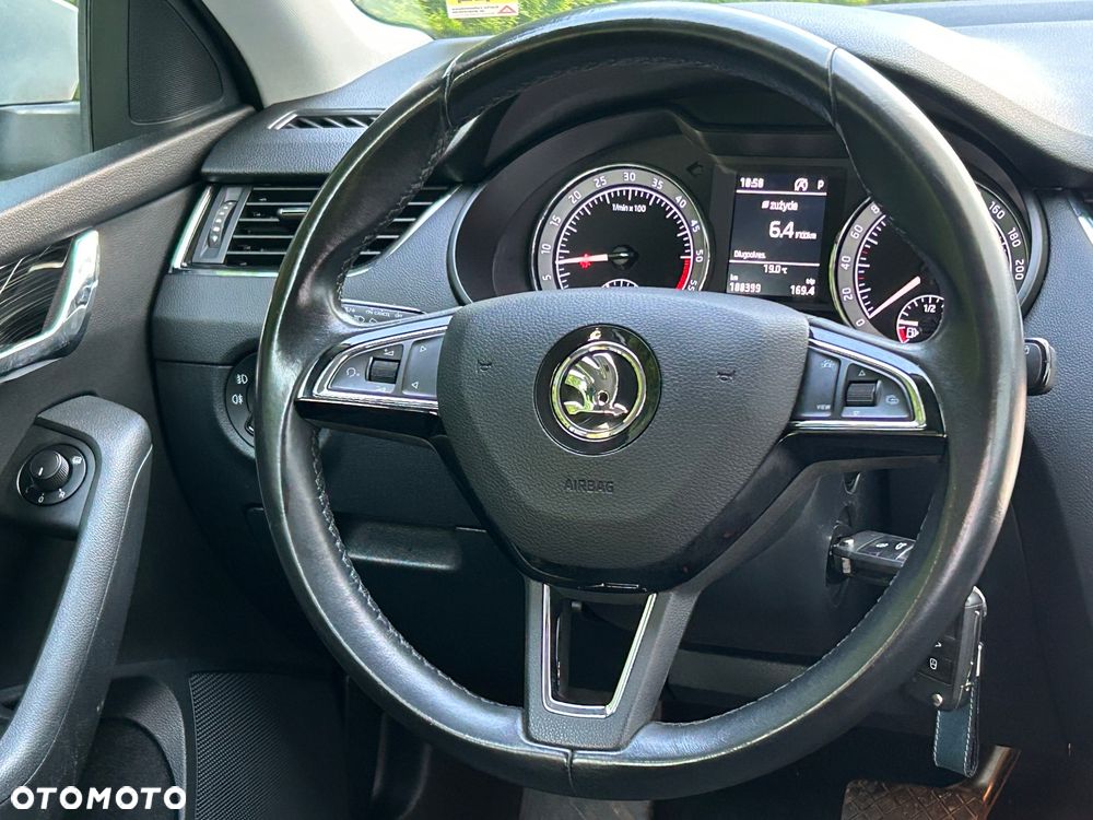Skoda Octavia 2.0 TDI SCR Ambition DSG - 28