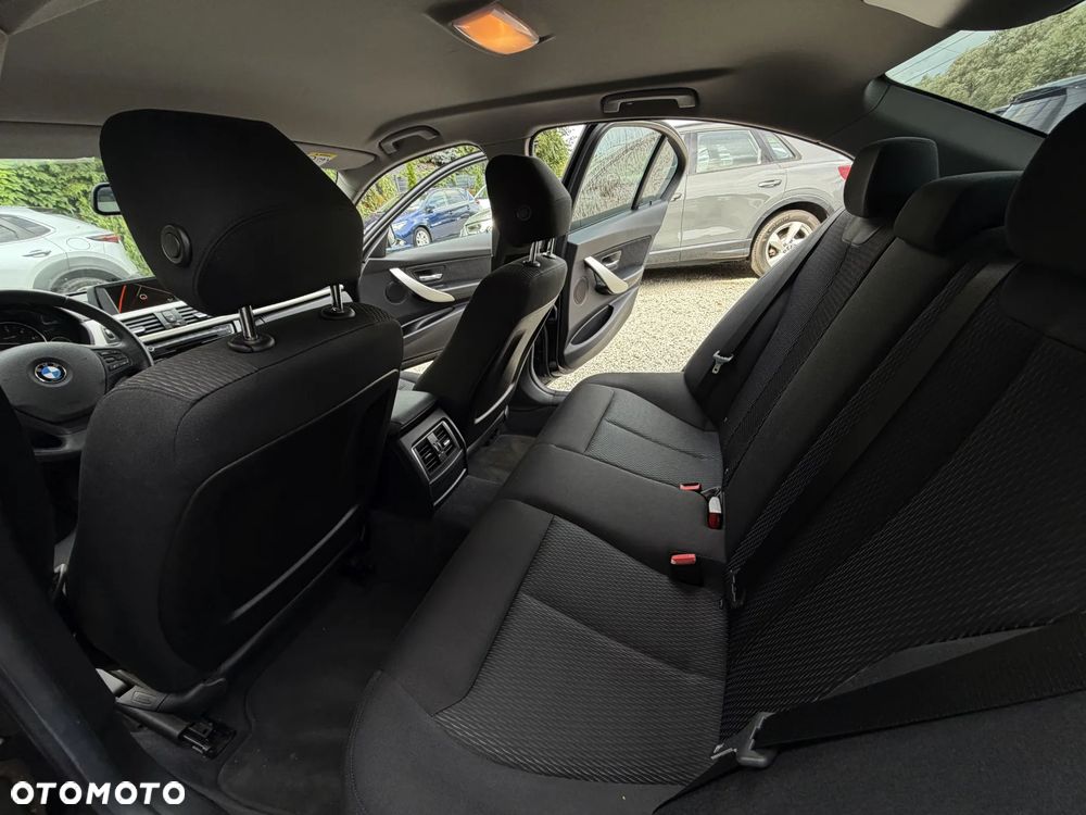 BMW Seria 3 320d Advantage - 20