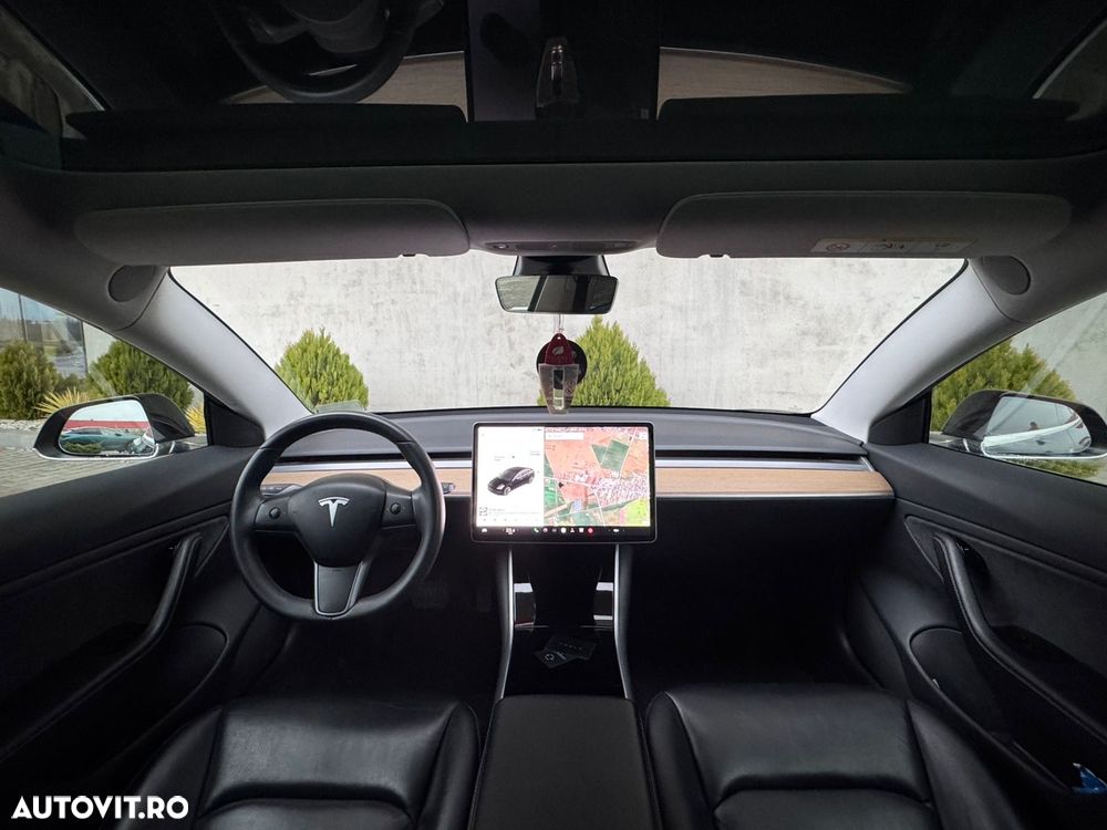 Tesla Model 3 Standard Reichweite Plus Hinterradantrieb - 4