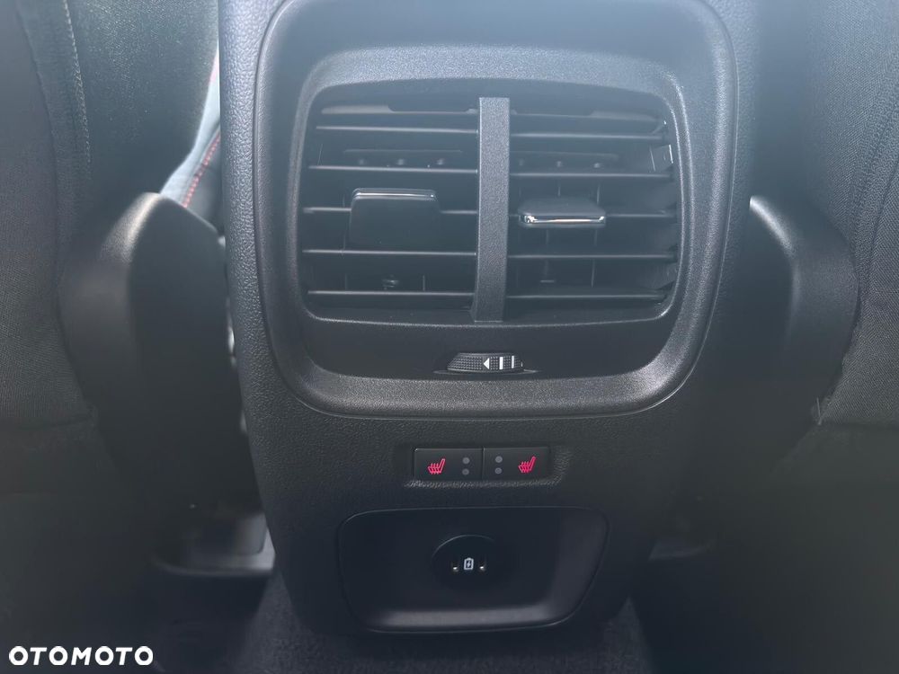 Ford Kuga - 38