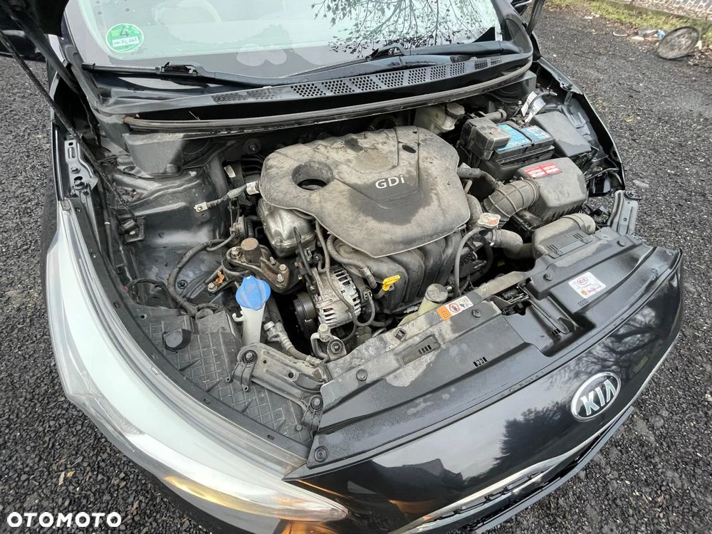 Kia Ceed 1.6 GDI Spirit - 28