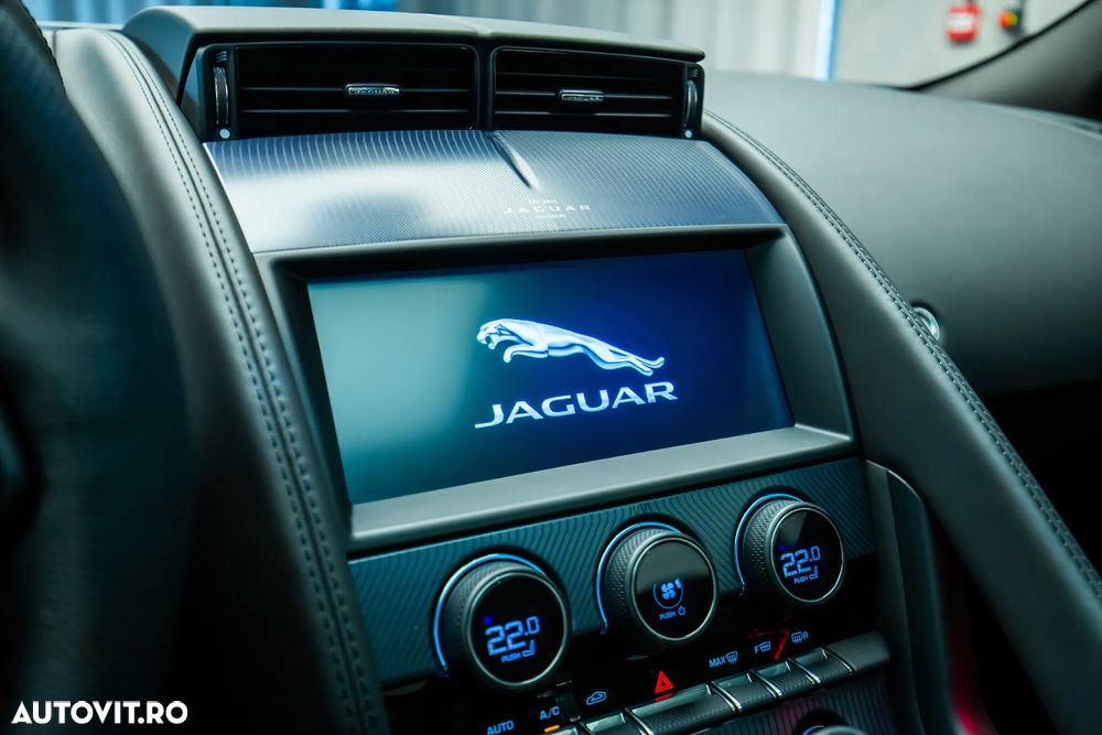 Jaguar F-Type - 33