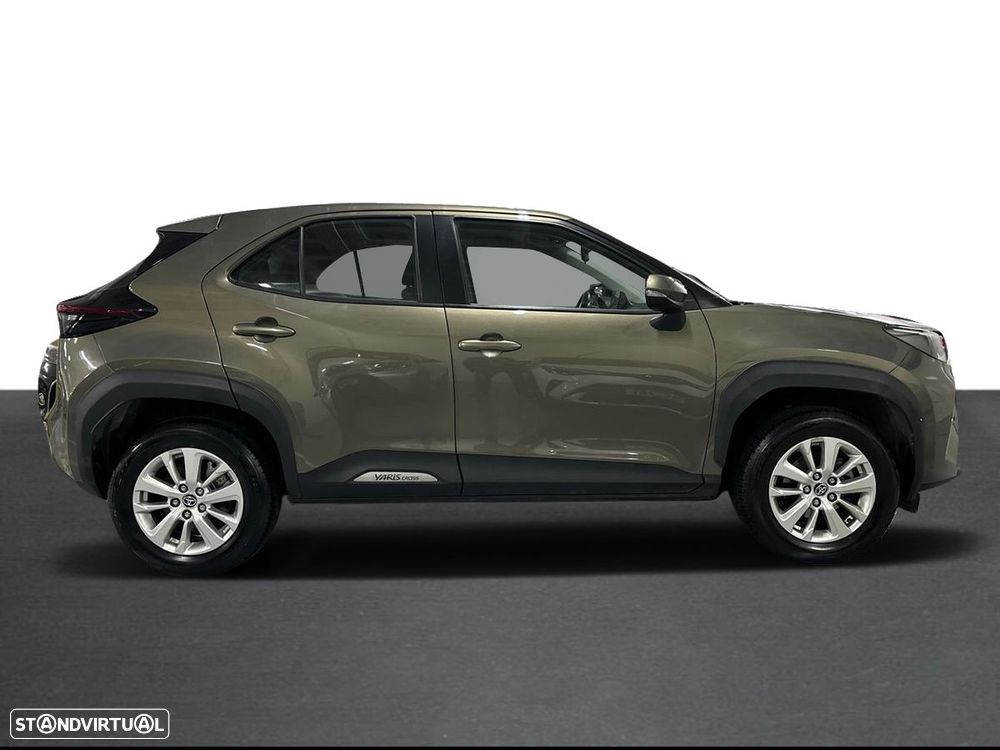 Toyota Yaris Cross 1.5 Hybrid Comfort Plus - 17