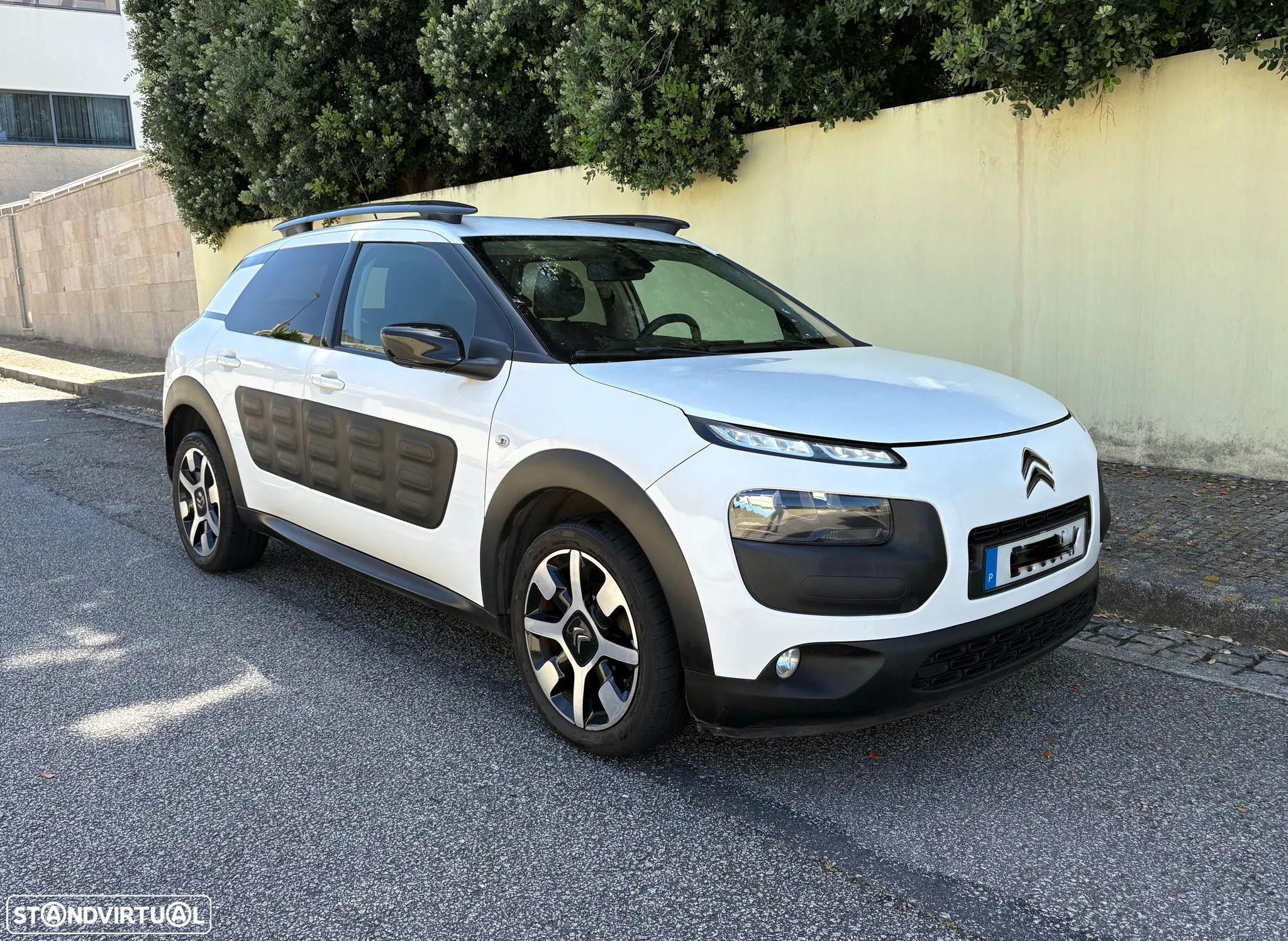 Citroën C4 Cactus 1.6 e-HDi Shine ETG6 - 25