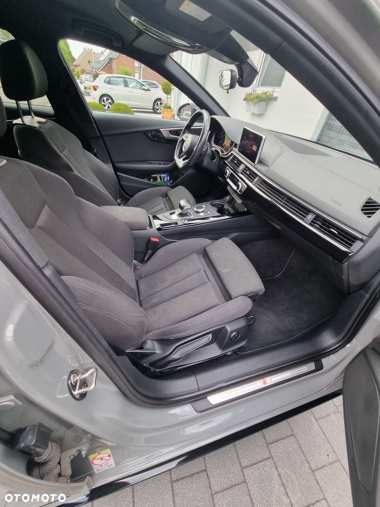Audi A4 Allroad - 12