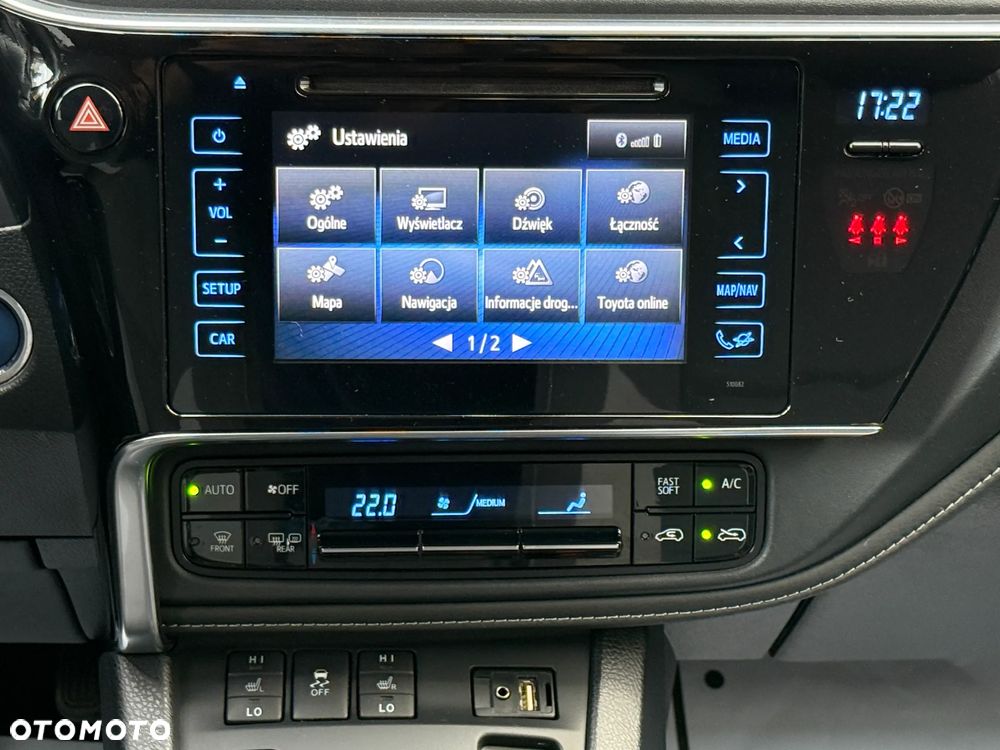 Toyota Auris Hybrid 135 Premium - 8