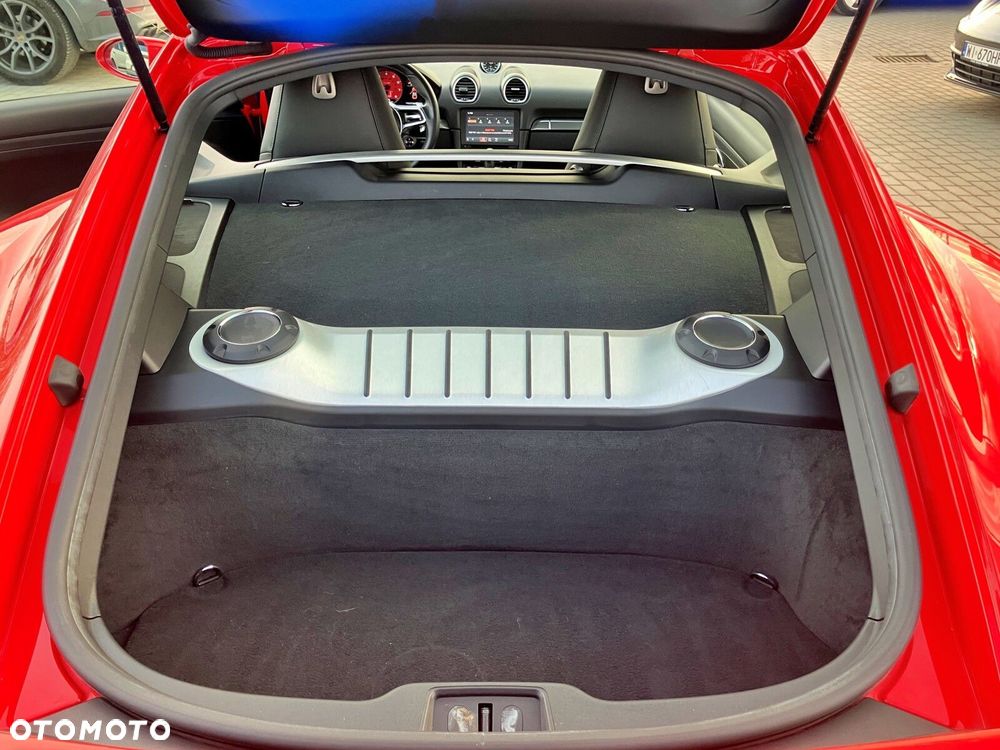 Porsche 718 Cayman - 17