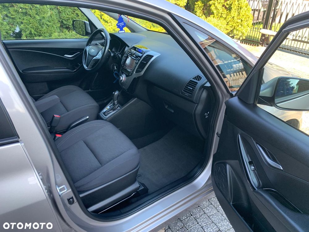 Hyundai ix20 1.6 Premium - 20