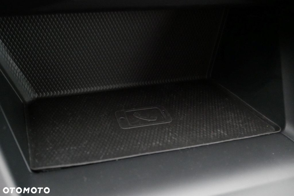 Volkswagen Golf - 19