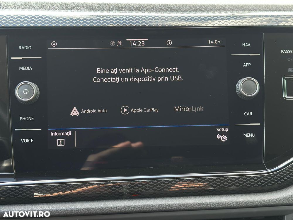 Volkswagen Polo 1.0 TSI DSG Life - 9