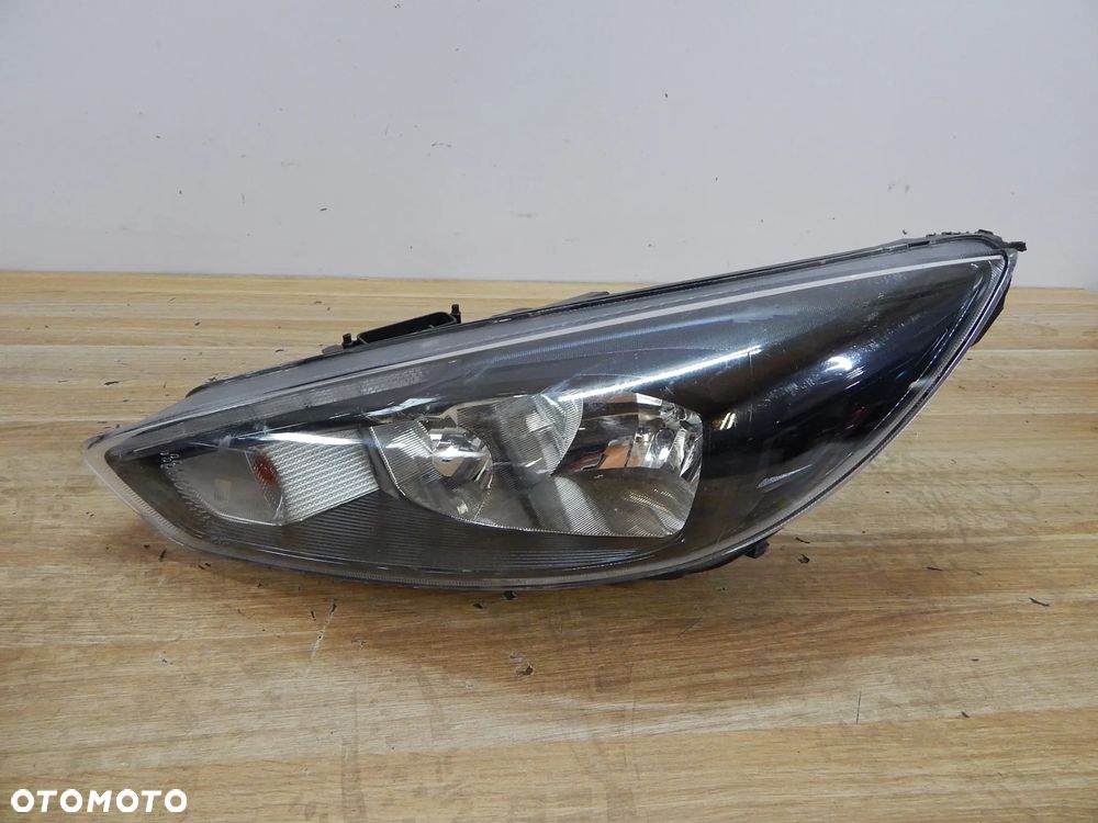 Lampa reflektor przód przednia Ford Focus MK3 13-18 Lift  Led Łuków części - 2