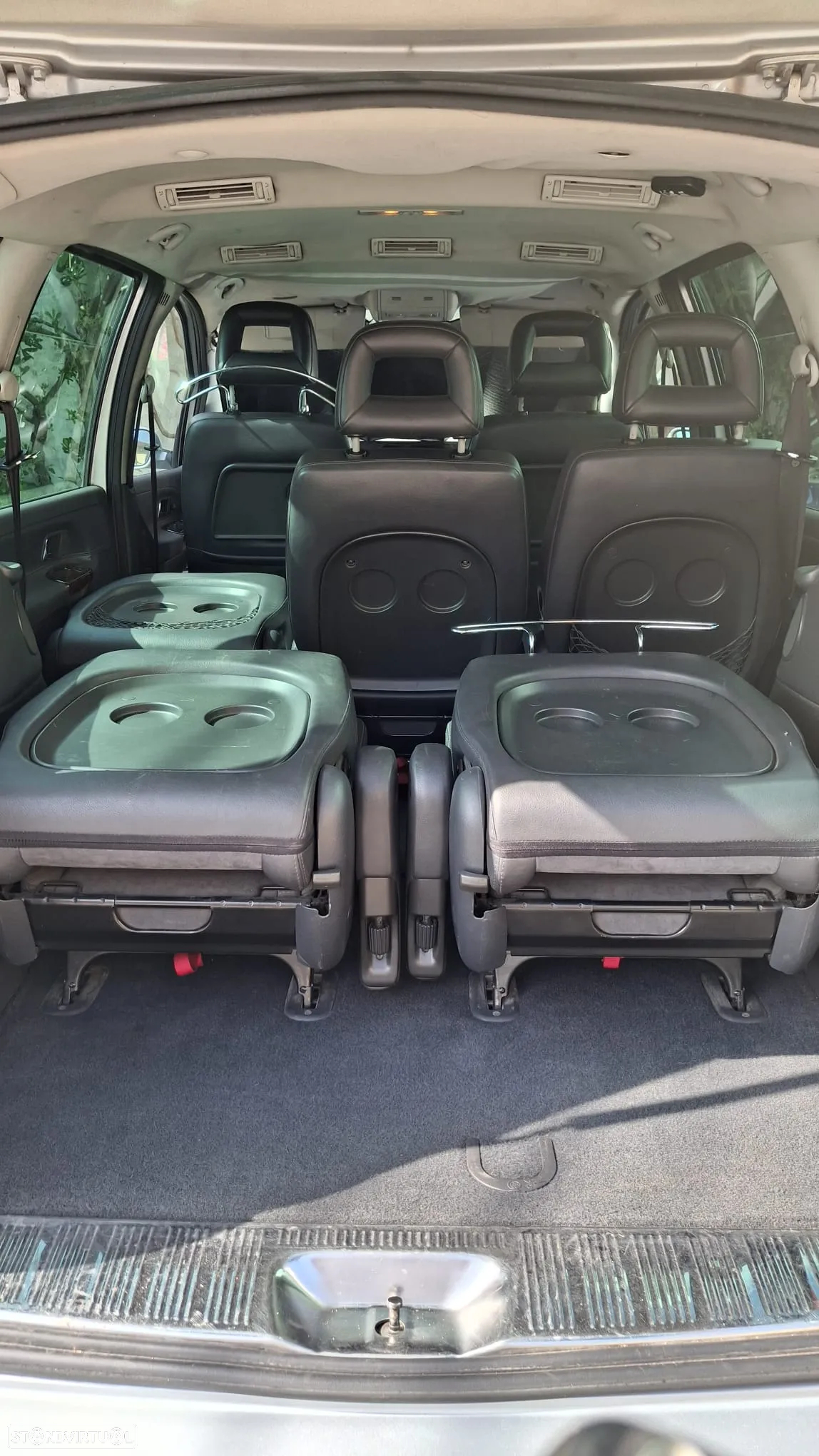 VW Sharan 1.9 TDi Highline Tip - 14
