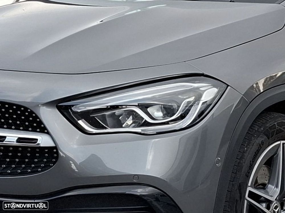 Mercedes-Benz GLA 180 d AMG Line - 3