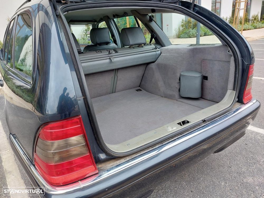 Mercedes-Benz C 180 Elegance - 6