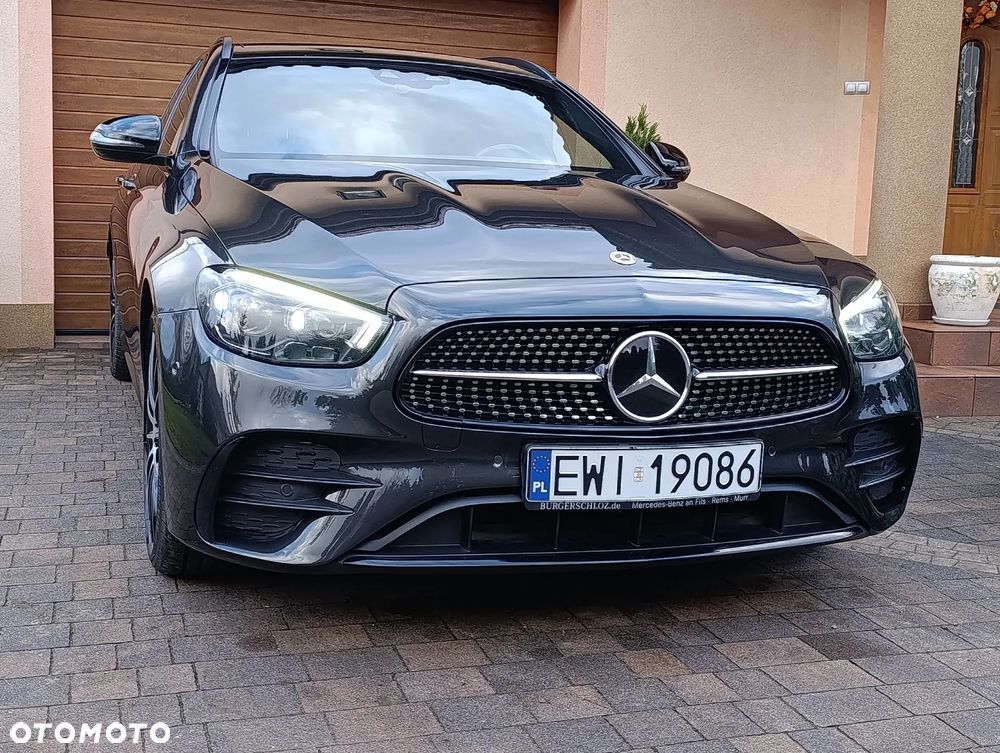 Mercedes-Benz Klasa E 300 d 4Matic 9G-TRONIC AMG Line - 4