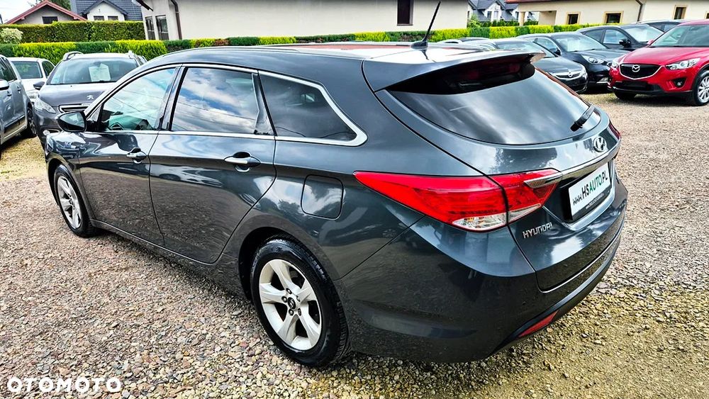 Hyundai i40 1.6 GDI Comfort + - 18