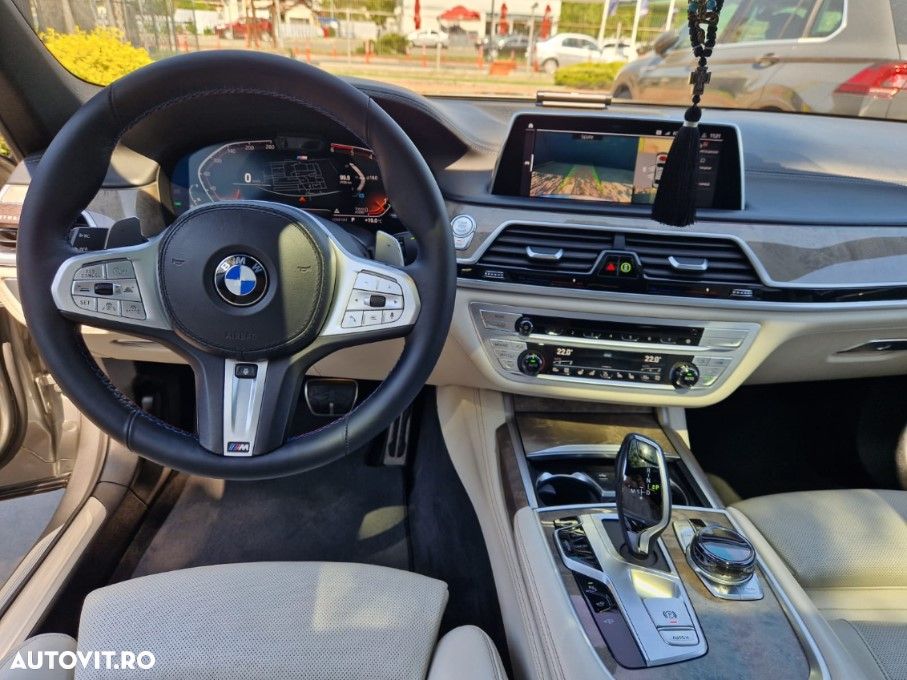 BMW Seria 7 730Ld xDrive - 25