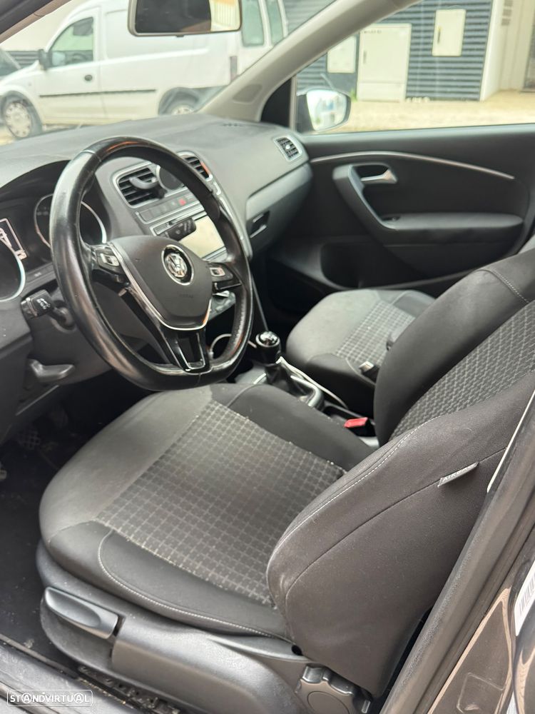 VW Polo 1.0 (Blue Motion ) Comfortline - 6