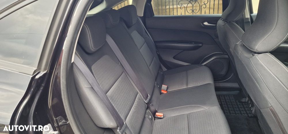 Renault Arkana E-TECH 145 Evolution - 8