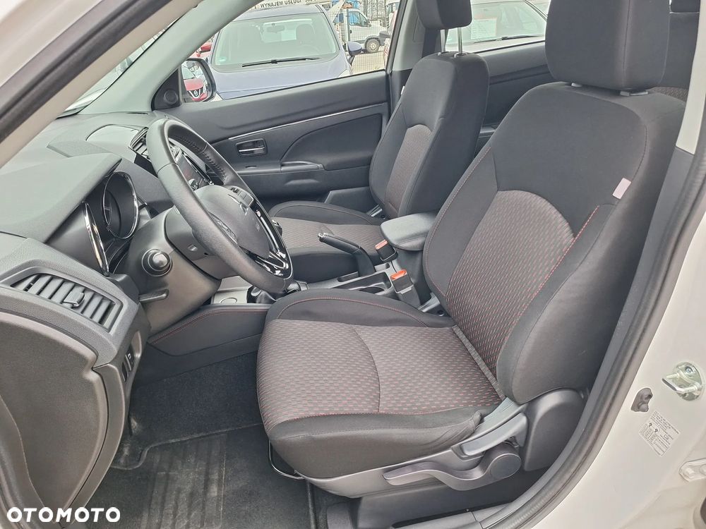 Mitsubishi ASX 1.6 2WD Edition - 16