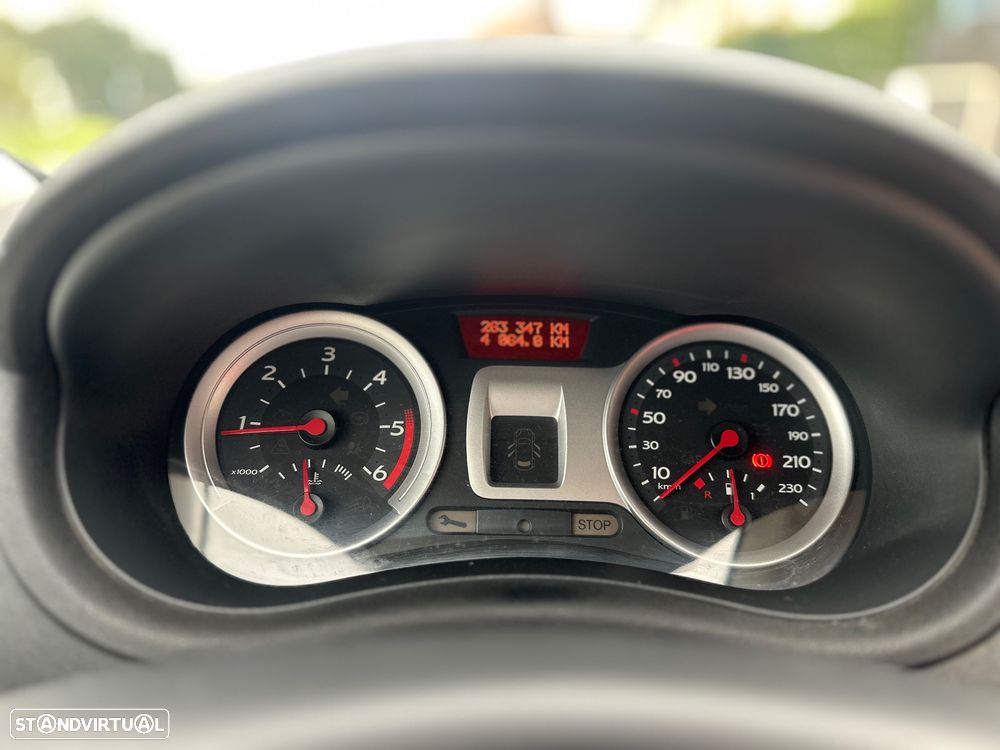 Renault Clio 1.5 dCi Dynamique - 5