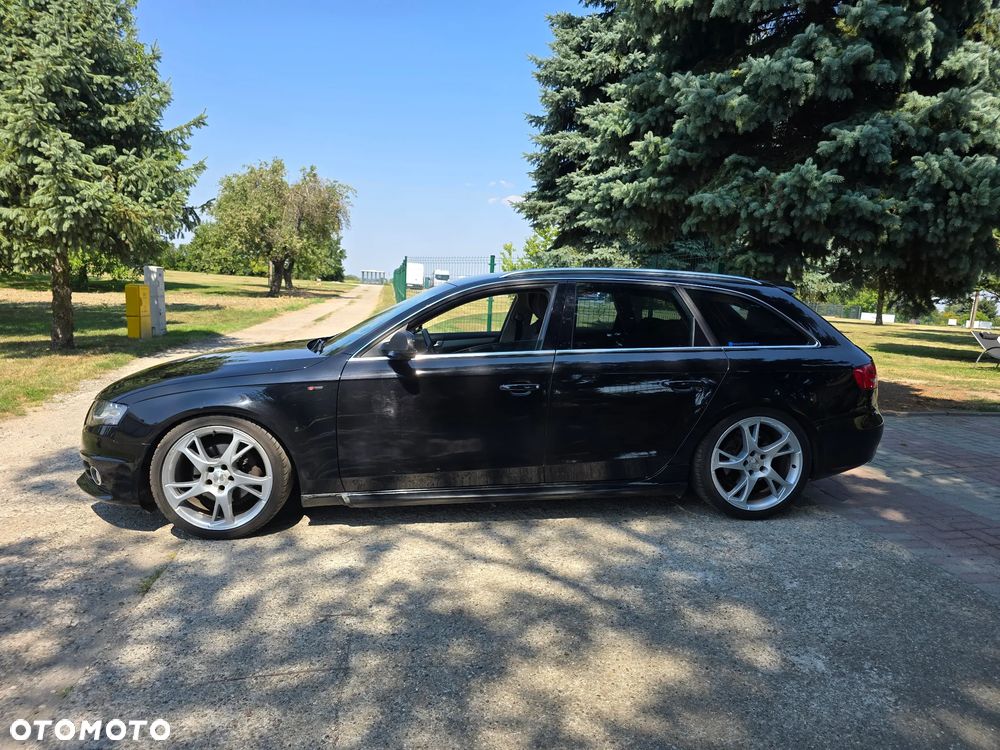 Audi A4 Avant - 11