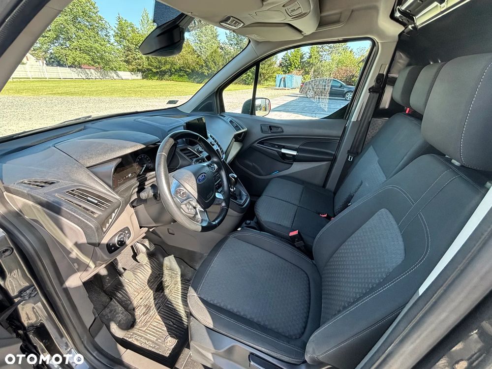 Ford Transit Connect - 23