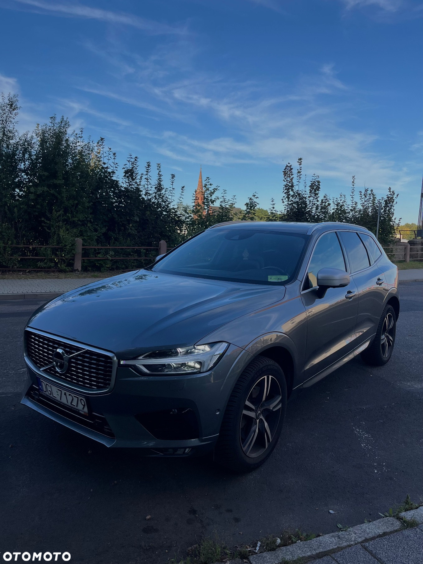 Volvo XC 60 D4 R-Design - 4