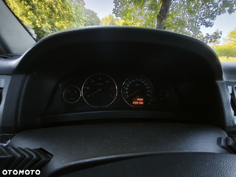 Opel Signum 1.9 CDTI Cosmo - 10
