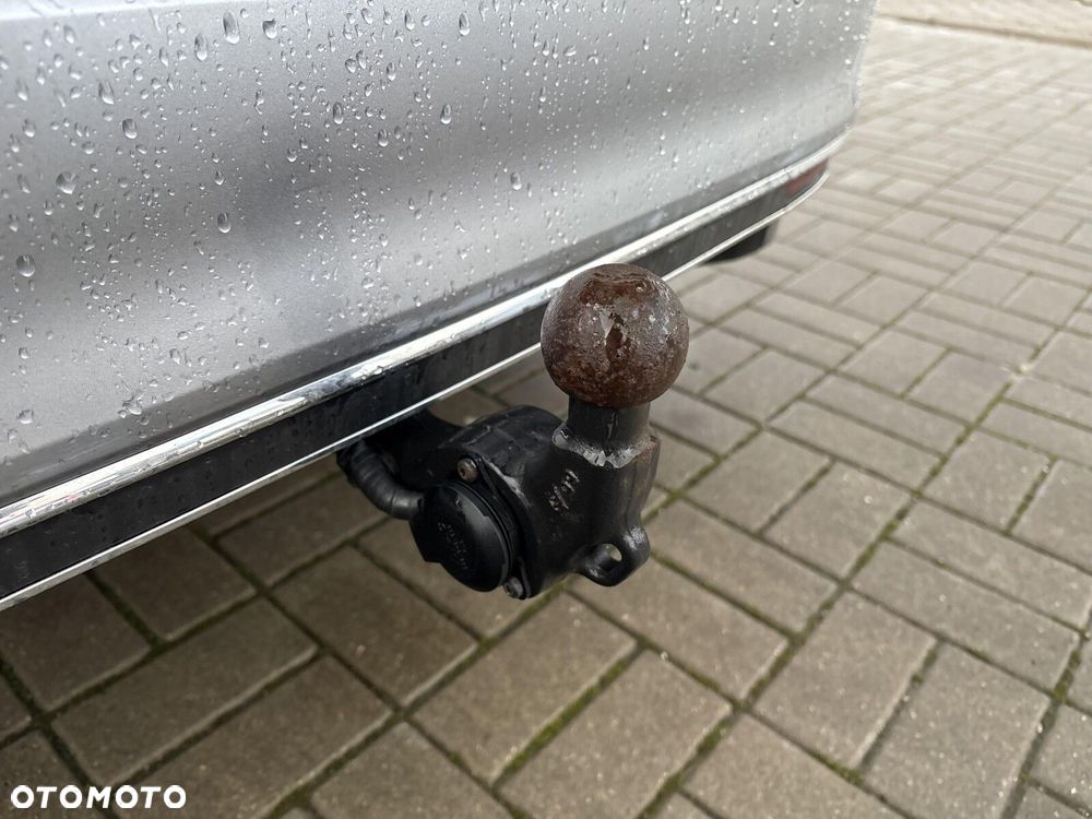 Volkswagen Passat - 32